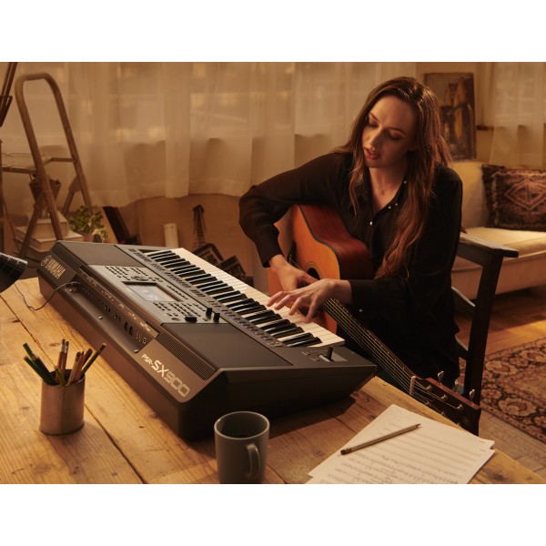 Teclado Portatil Profesional 61 Yamaha PSRSX900 - Image 4