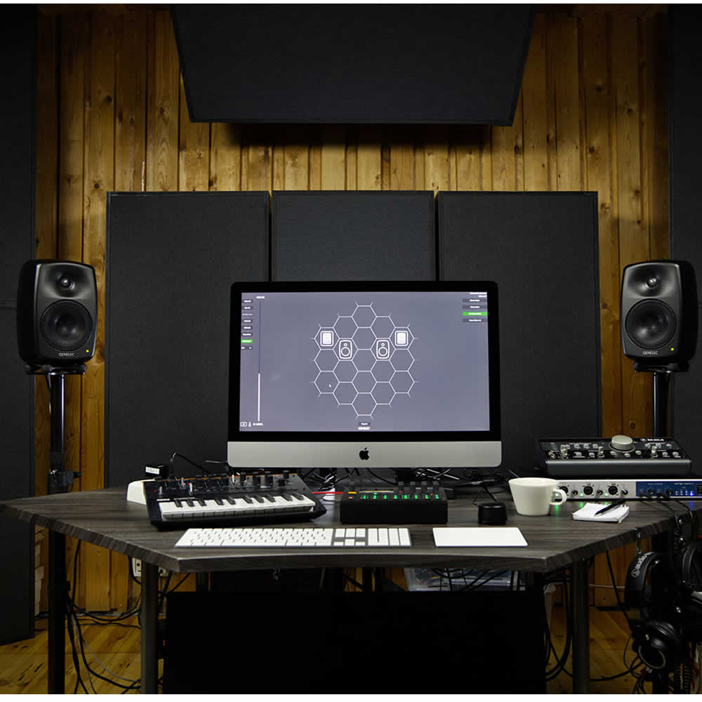 Genelec 8330AP-2 En estudio de Grabacion.